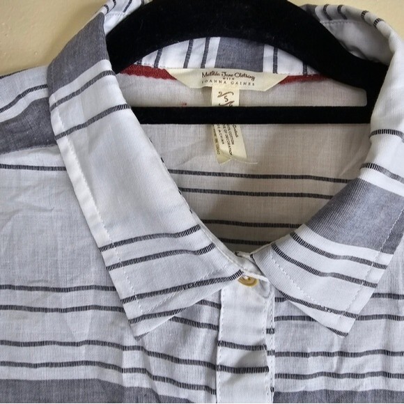Matilda Jane & Joanna Gaines Womens Button Down Shirt Striped Gray Size Small - Picture 5 of 6